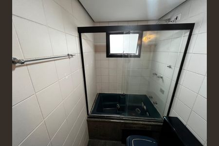 Apartamento à venda com 157m², 4 quartos e 3 vagasBanheiro da Suíte 2