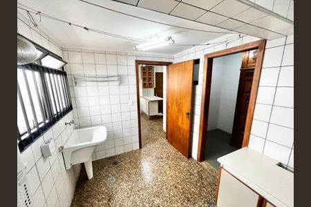 Apartamento à venda com 157m², 4 quartos e 3 vagasÁrea de Serviço