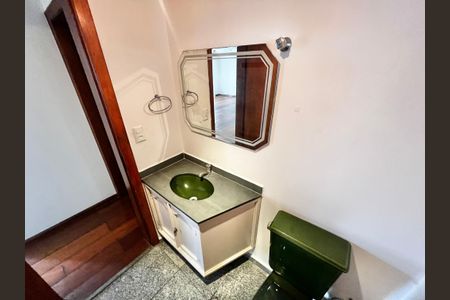 Apartamento à venda com 157m², 4 quartos e 3 vagasLavabo