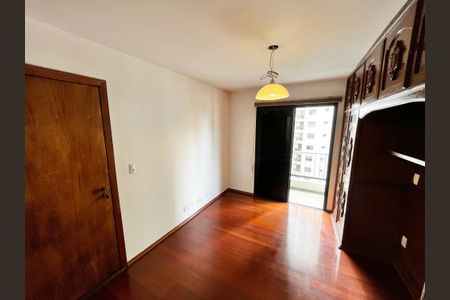 Apartamento à venda com 157m², 4 quartos e 3 vagasQuarto 4 - Suíte