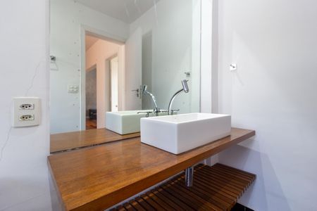 Apartamento à venda com 61m², 1 quarto e sem vagaBanheiro