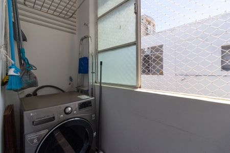 Apartamento à venda com 61m², 1 quarto e sem vagaÁrea de Serviço