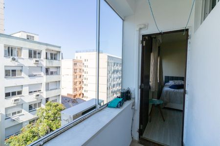 Apartamento à venda com 54m², 1 quarto e sem vagaSacada