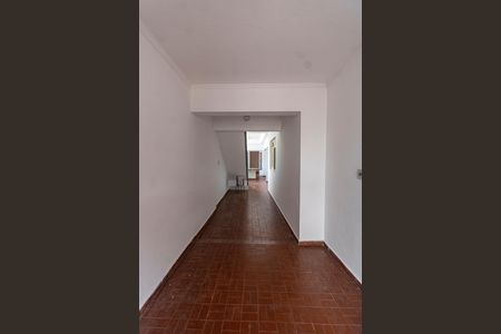 Casa para alugar com 318m², 3 quartos e 2 vagasCorredor