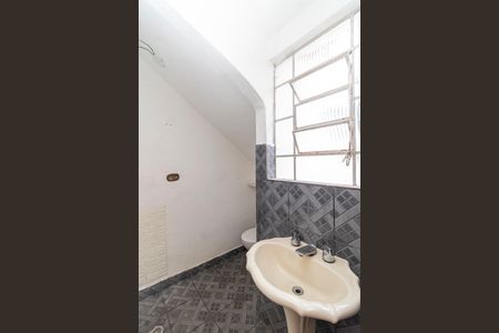 Casa para alugar com 318m², 3 quartos e 2 vagasBanheiro de serviço