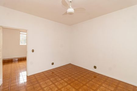 Casa para alugar com 318m², 3 quartos e 2 vagasSuíte