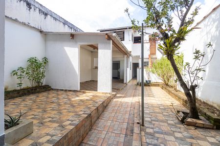 Casa para alugar com 318m², 3 quartos e 2 vagasQuintal