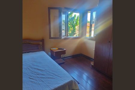 Casa à venda com 248m², 2 quartos e 4 vagas