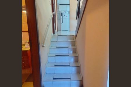 Casa à venda com 248m², 2 quartos e 4 vagas