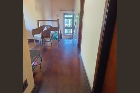 Casa à venda com 248m², 2 quartos e 4 vagas