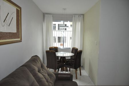 Apartamento à venda com 2 quartos, 53m² em Inhaúma, Rio de Janeiro