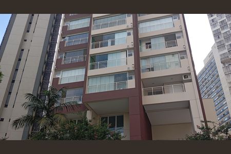 Apartamento para alugar com 36m², 1 quarto e 1 vaga Apartamento para alugar com 36m², 1 quarto e 1 vagaFachada