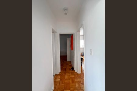 Apartamento à venda com 90m², 2 quartos e 1 vagaCorredor
