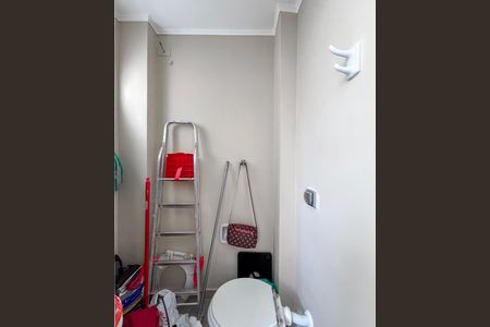 Apartamento à venda com 90m², 2 quartos e 1 vagaBanheiro de serviço