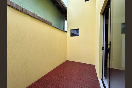 Casa de condomínio para alugar com 50m², 1 quarto e sem vagaQuarto - Varanda 