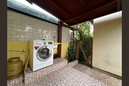 Casa de condomínio para alugar com 50m², 1 quarto e sem vagaÁrea de Serviço