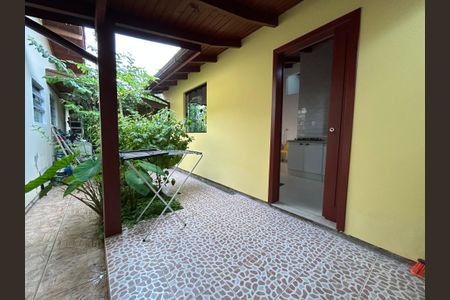 Casa de condomínio para alugar com 50m², 1 quarto e sem vagaÁrea de Serviço