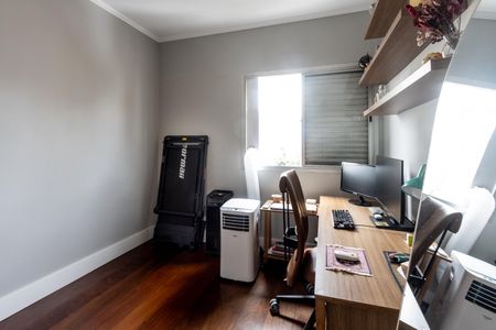 Apartamento à venda com 86m², 2 quartos e 2 vagasQuarto 2