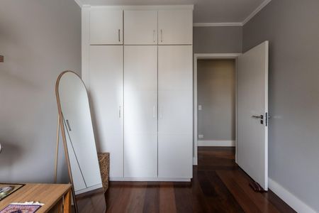 Apartamento à venda com 86m², 2 quartos e 2 vagasQuarto 2