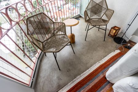 Apartamento à venda com 86m², 2 quartos e 2 vagasVaranda