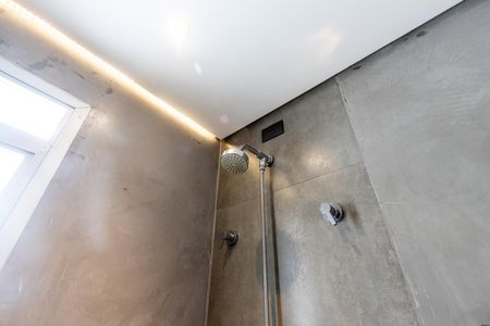 Apartamento à venda com 86m², 2 quartos e 2 vagasBanheiro do Corredor