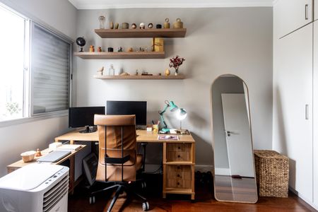 Apartamento à venda com 86m², 2 quartos e 2 vagasQuarto 2