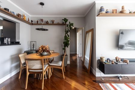 Apartamento à venda com 86m², 2 quartos e 2 vagasSala