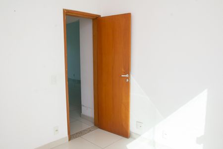 Apartamento para alugar com 74m², 2 quartos e 1 vagaQuarto 1
