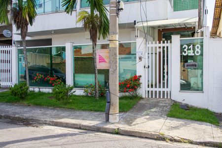 Apartamento para alugar com 74m², 2 quartos e 1 vagaFachada