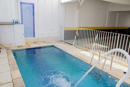 Apartamento para alugar com 74m², 2 quartos e 1 vagaÁrea comum - Piscina