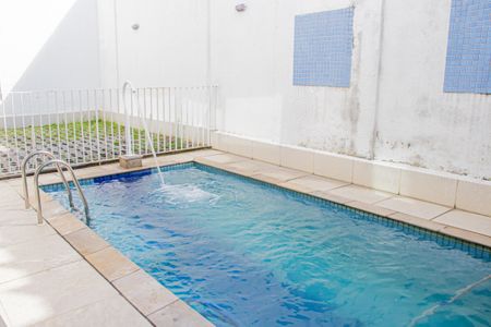 Apartamento para alugar com 74m², 2 quartos e 1 vagaÁrea comum - Piscina