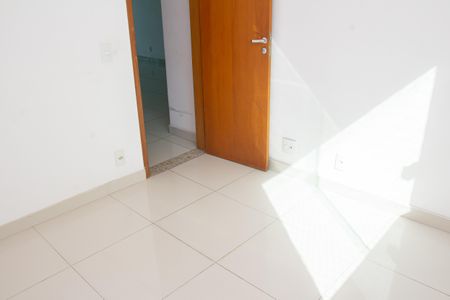 Apartamento para alugar com 74m², 2 quartos e 1 vagaQuarto 1