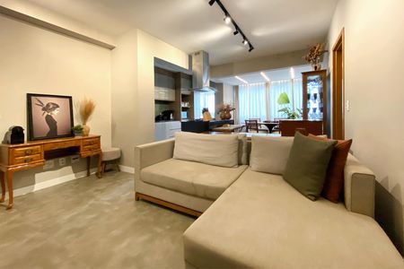 Apartamento à venda com 72m², 2 quartos e 2 vagasSala