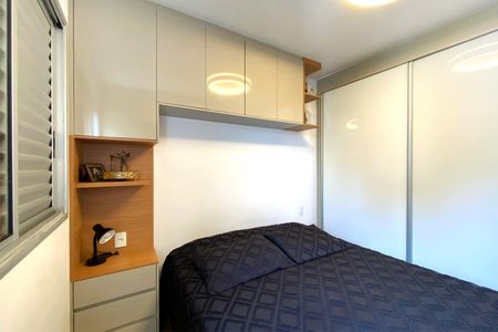 Apartamento à venda com 72m², 2 quartos e 2 vagas Apartamento à venda com 72m², 2 quartos e 2 vagasSuite 1