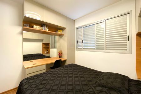 Apartamento à venda com 72m², 2 quartos e 2 vagasSuite 1