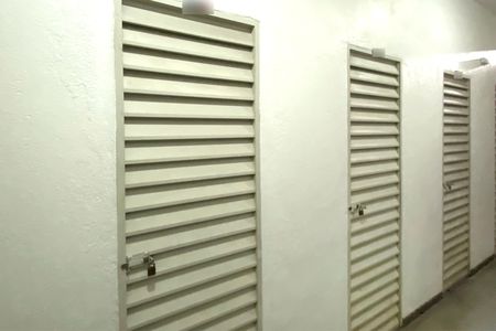 Apartamento à venda com 72m², 2 quartos e 2 vagasBox de depósito