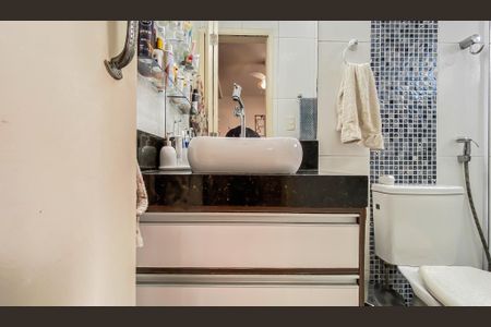 Casa de condomínio à venda com 61m², 2 quartos e 2 vagasBanheiro da Suíte 1