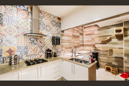 Casa de condomínio à venda com 61m², 2 quartos e 2 vagasCozinha