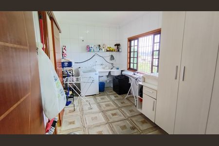 Casa para alugar com 12000m², 5 quartos e 5 vagas Casa para alugar com 12000m², 5 quartos e 5 vagasÁrea de Serviço