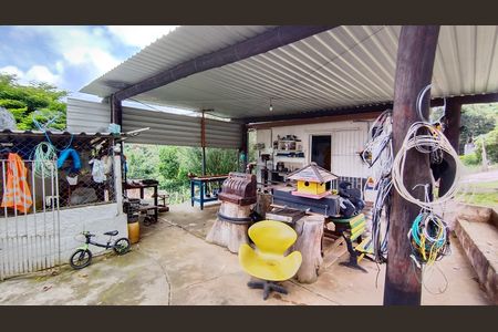 Casa para alugar com 12000m², 5 quartos e 5 vagas Casa para alugar com 12000m², 5 quartos e 5 vagasArmazém