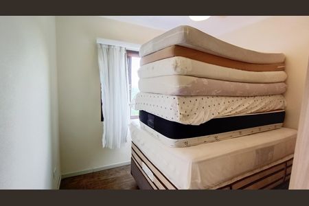 Casa para alugar com 12000m², 5 quartos e 5 vagas Casa para alugar com 12000m², 5 quartos e 5 vagasQuarto 1