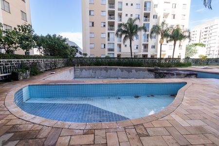 Apartamento para alugar com 64m², 1 quarto e 1 vagaÁrea comum - Piscina