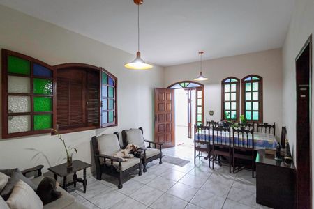 Sala de casa para alugar com 3 quartos, 276m² em Jardim Guanabara, Belo Horizonte