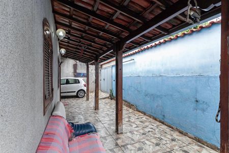 Casa à venda com 276m², 3 quartos e 2 vagasVaranda