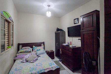 Casa à venda com 276m², 3 quartos e 2 vagasQuarto 2