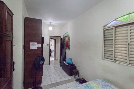 Casa à venda com 276m², 3 quartos e 2 vagasQuarto 2