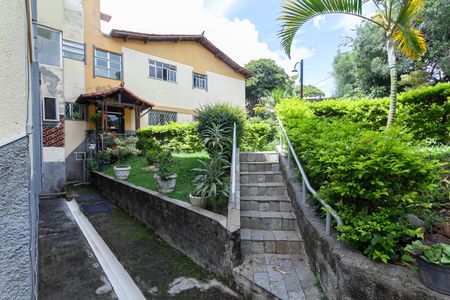 Apartamento à venda com 90m², 3 quartos e 1 vagaEntrada