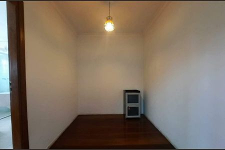 Casa para alugar com 10 quartos, 500m² em Jardim Chapadão, Campinas