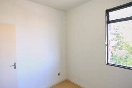 Quarto 1 de apartamento para alugar com 2 quartos, 55m² em Lagoinha, Belo Horizonte