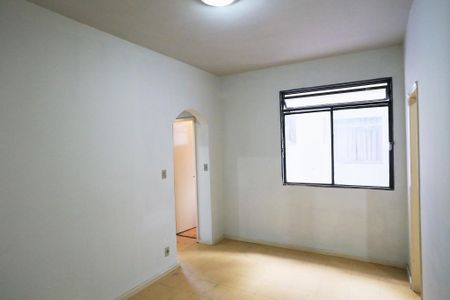 Sala de apartamento para alugar com 2 quartos, 55m² em Lagoinha, Belo Horizonte